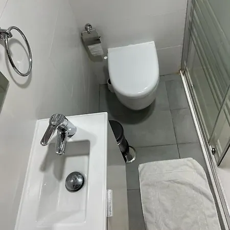 Pensamento 12b Δωμάτια σε οικογενειακή κατοικία *