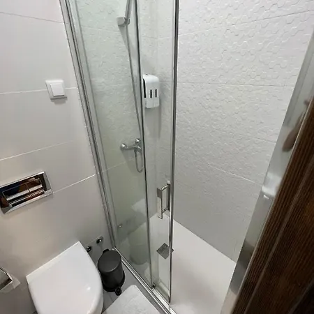 Δωμάτια σε οικογενειακή κατοικία Pensamento 12b Lisboa