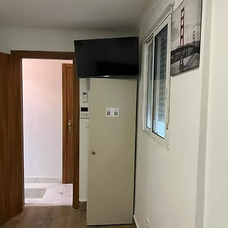 Pensamento 12b Δωμάτια σε οικογενειακή κατοικία