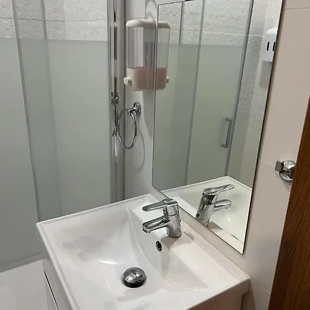 Δωμάτια σε οικογενειακή κατοικία Pensamento 12b Lisboa