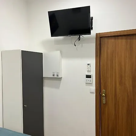 Pensamento 12b Δωμάτια σε οικογενειακή κατοικία *