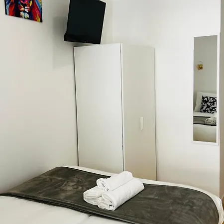 Habitación en casa particular Pensamento 12b *