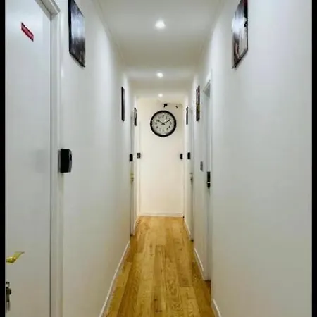 Δωμάτια σε οικογενειακή κατοικία Pensamento 12b *